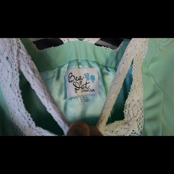 Mod Cloth Retro - Picture 8 of 8